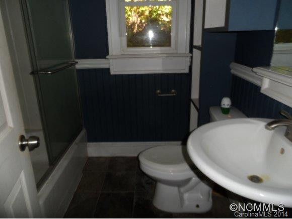 670 Redmon Road - Photo 7