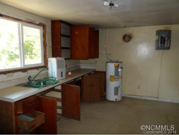 670 Redmon Road - Photo 8
