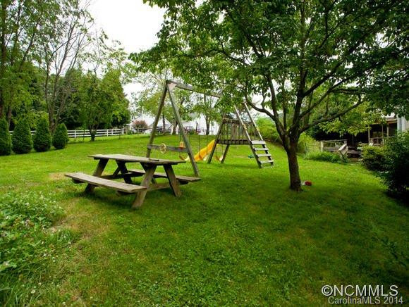 18 Moffitt Hill Drive - Photo 20