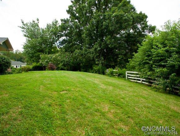 18 Moffitt Hill Drive - Photo 3