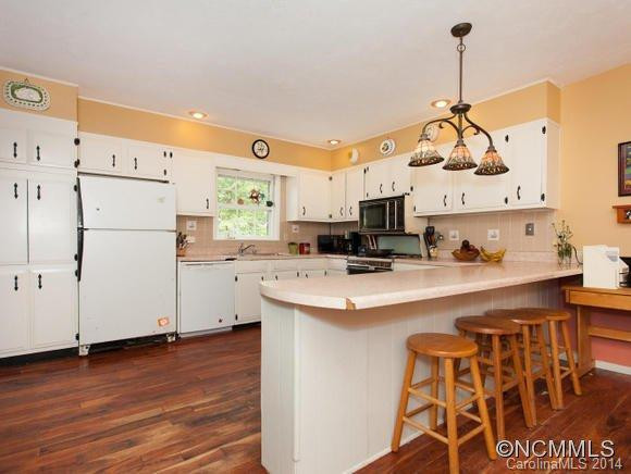 18 Moffitt Hill Drive - Photo 8