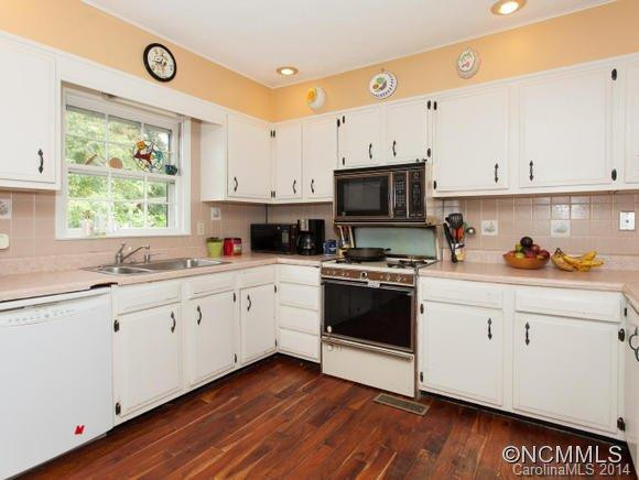18 Moffitt Hill Drive - Photo 9