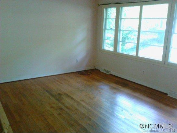 315 Fairfax - Photo 2