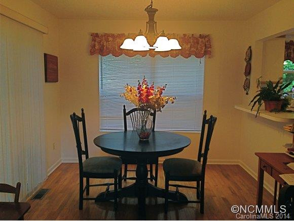 22 Tarragon Place - Photo 3