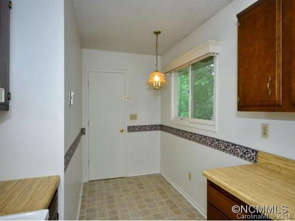 14 BERRY LANE - Photo 6