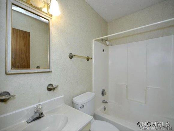 14 BERRY LANE - Photo 10
