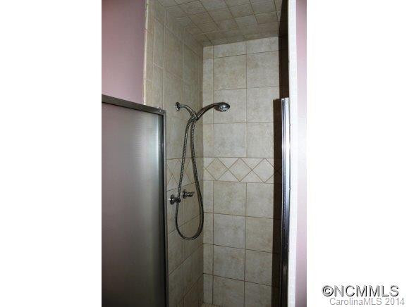 320 Kendale Court - Photo 11