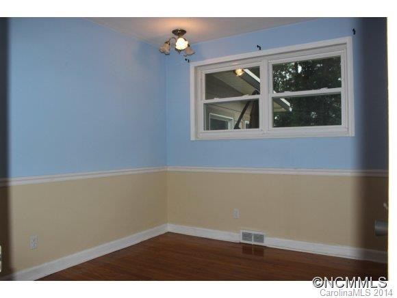 320 Kendale Court - Photo 14