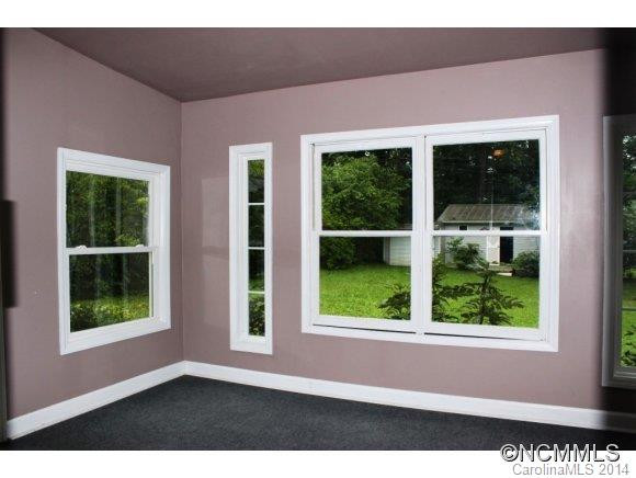320 Kendale Court - Photo 8