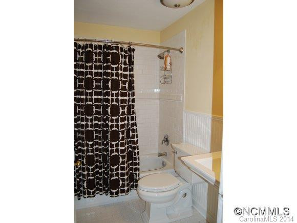 8 Pinecroft Lane - Photo 4
