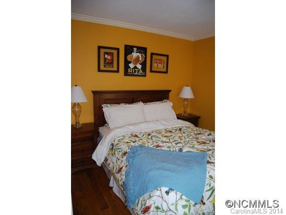 8 Pinecroft Lane - Photo 5