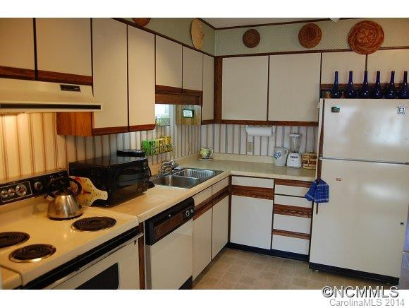 316 Huff St. - Unit 2-D - Photo 4
