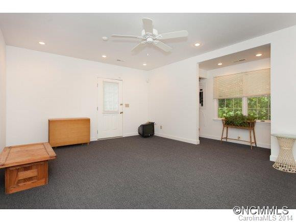201 Mossbough Lane - Photo 18