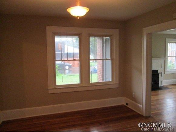 50 Poplar St - Photo 13