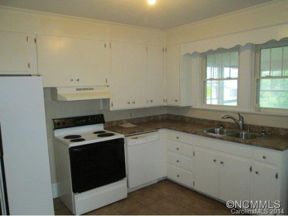 50 Poplar St - Photo 6