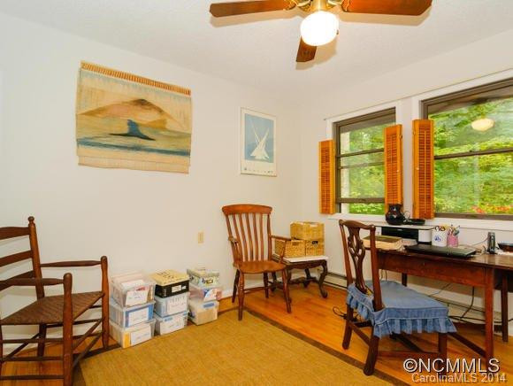 313 Sourwood Road - Photo 12