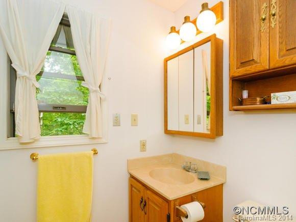 313 Sourwood Road - Photo 13