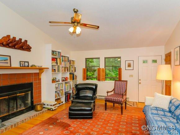313 Sourwood Road - Photo 3