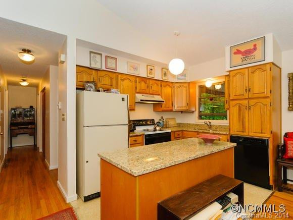 313 Sourwood Road - Photo 7