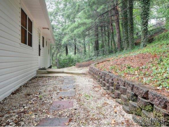 2 SQUIRREL HILL ROAD - Photo 19