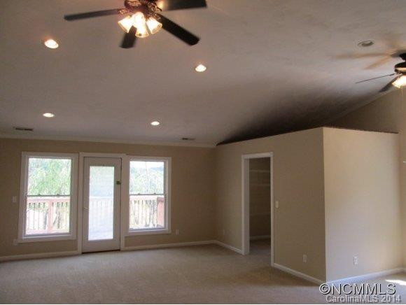 896 Jupiter Rd - Photo 11