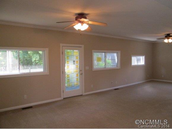 896 Jupiter Rd - Photo 7