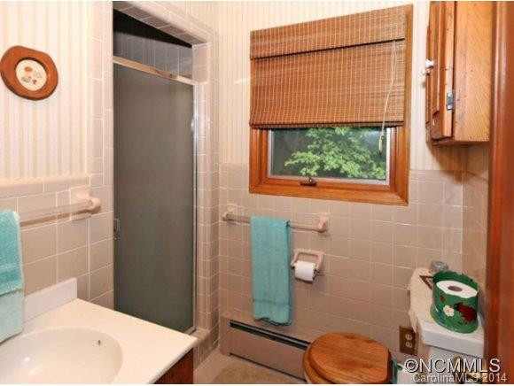 233 Winchester Creek Rd - Photo 14