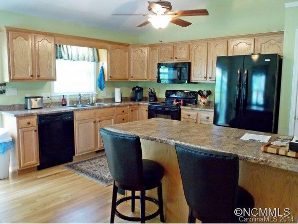 211 Old Mars Hill Hwy. - Photo 12