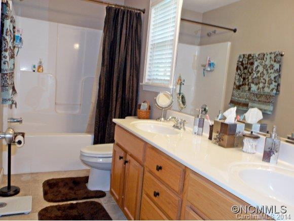 211 Old Mars Hill Hwy. - Photo 16