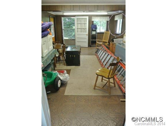 15 Brotherton Avenue - Photo 15