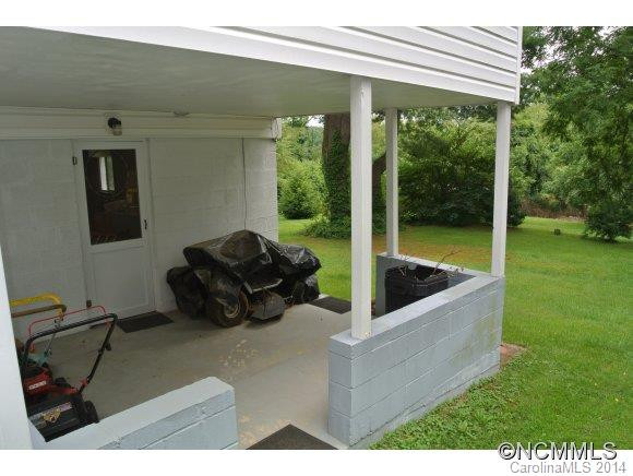15 Brotherton Avenue - Photo 17
