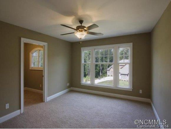 35 KING HEIGHTS DR - Photo 12