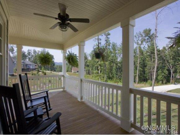 35 KING HEIGHTS DR - Photo 3