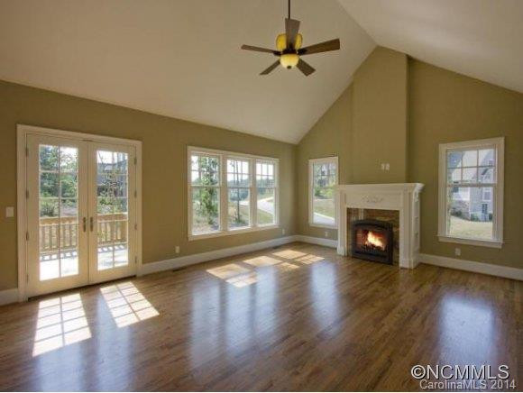 35 KING HEIGHTS DR - Photo 5