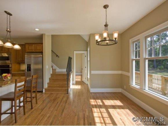 35 KING HEIGHTS DR - Photo 7