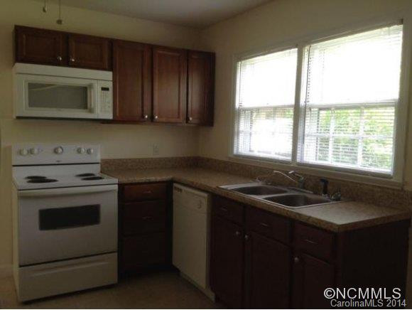 404 OLD HAW CREEK RD - Photo 6