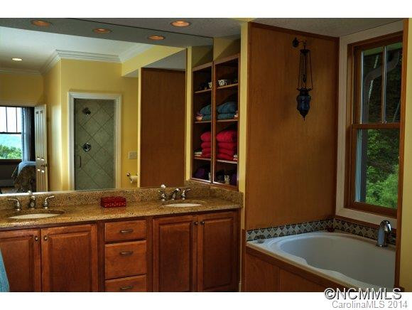 517 Abingdon Way - Photo 13