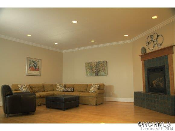 517 Abingdon Way - Photo 18