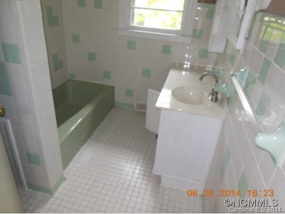 701 Oak Terrace Lane - Photo 14