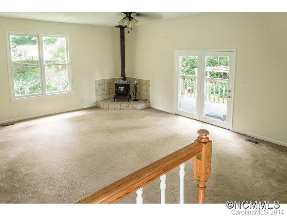 808 Laurel Ave - Photo 2