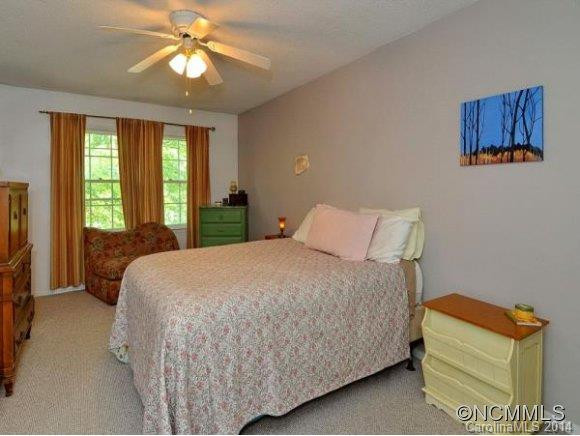 312 HEATHER COURT - Photo 5