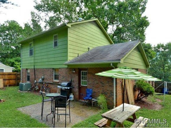 312 HEATHER COURT - Photo 8