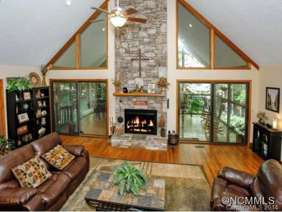 200 PHEASANT RUN - Photo 5