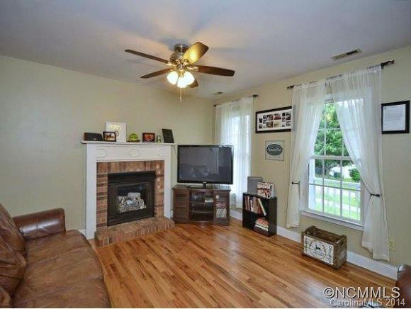 23 MILL STONE DR - Photo 2
