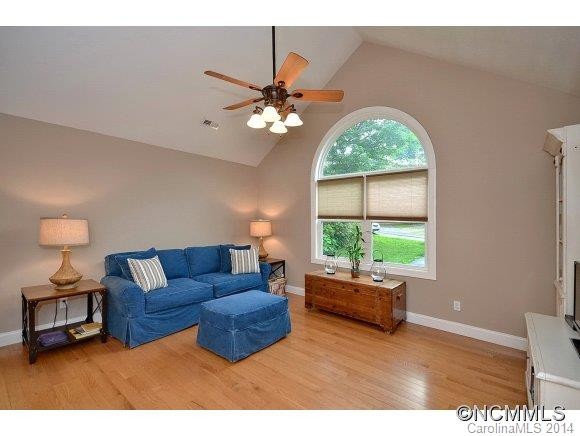 6 Honeysuckle Lane - Photo 3