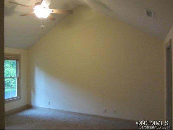 334 Fairforest Drive - Photo 13
