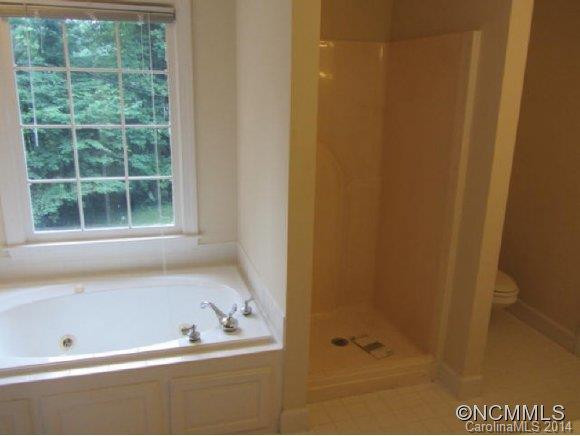 334 Fairforest Drive - Photo 14