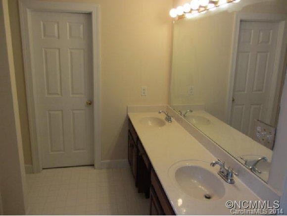 334 Fairforest Drive - Photo 15