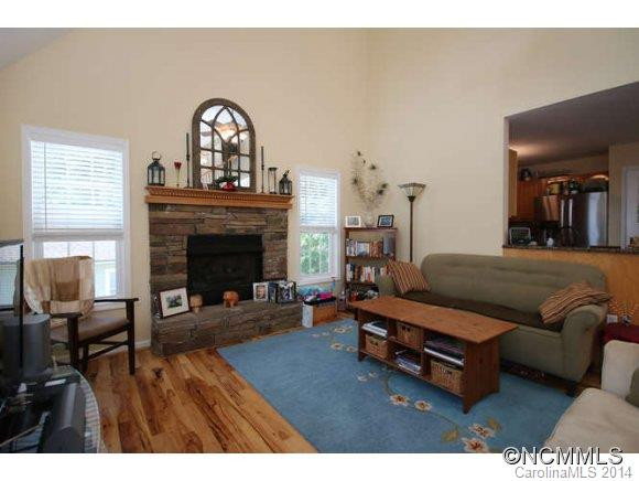 17 Grove Garden Avenue - Photo 4