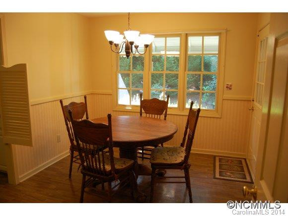 157 Matthew St - Photo 3